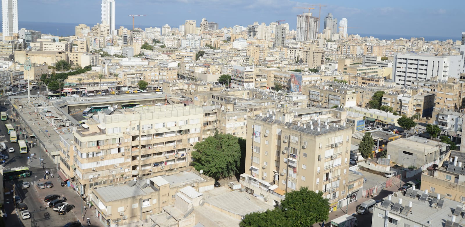 "מרכז נתניה / צילום: איל יצהר"