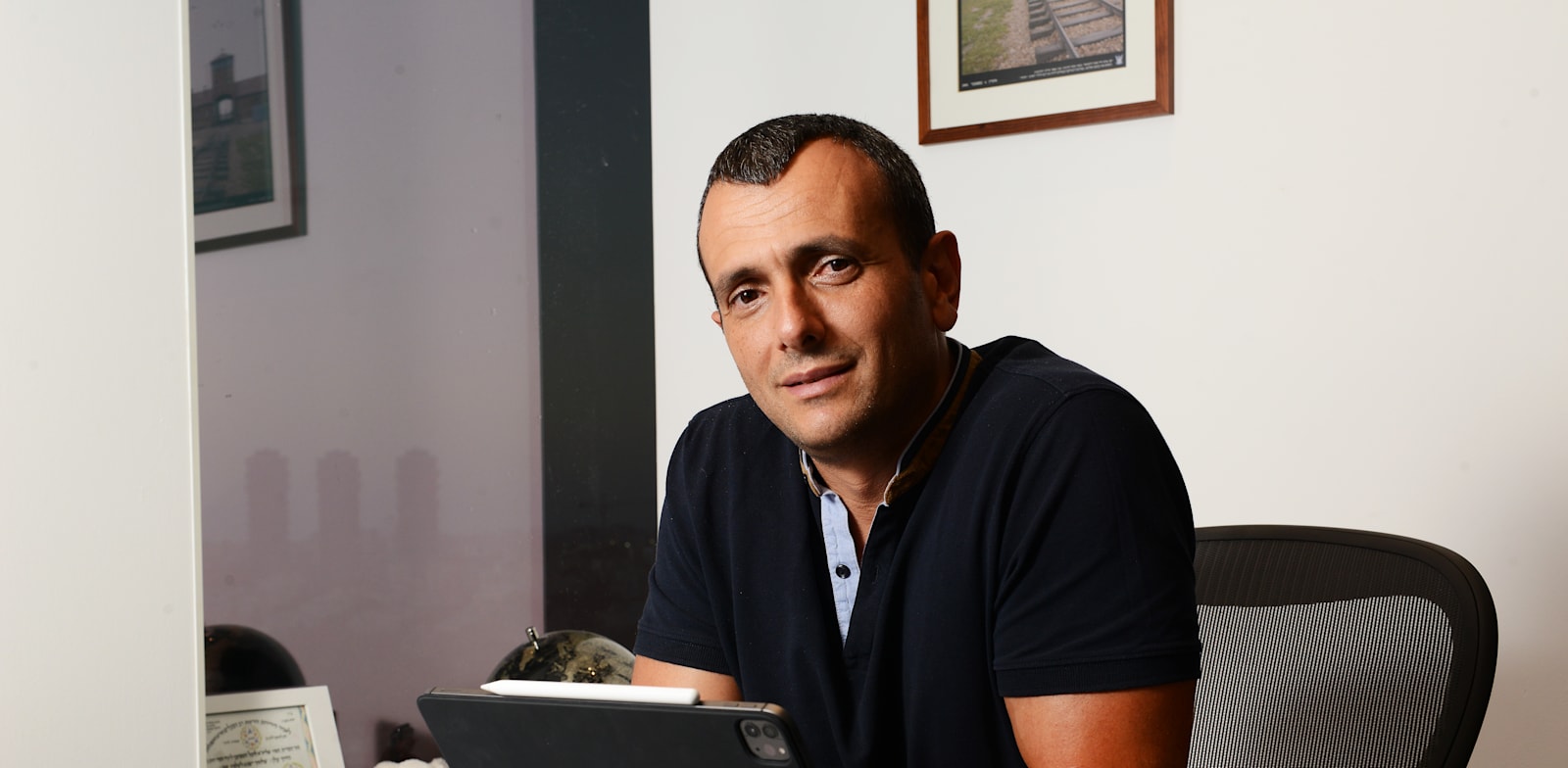 "מנכ''ל שטראוס, שי באב''ד / צילום: איל יצהר"