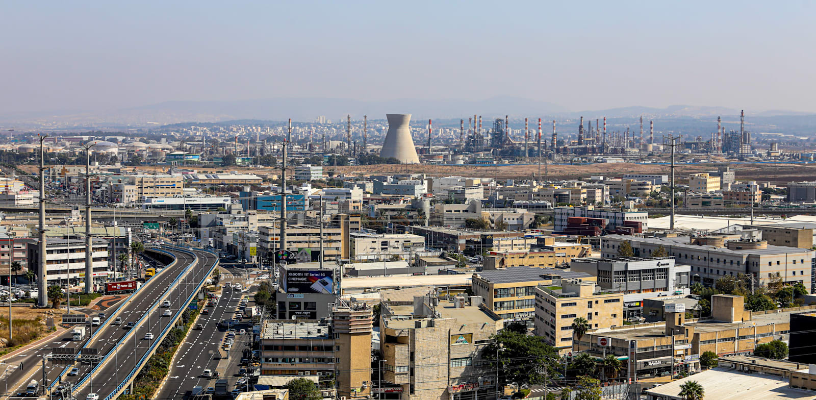 "בתי הזיקוק בחיפה / צילום: שלומי יוסף"