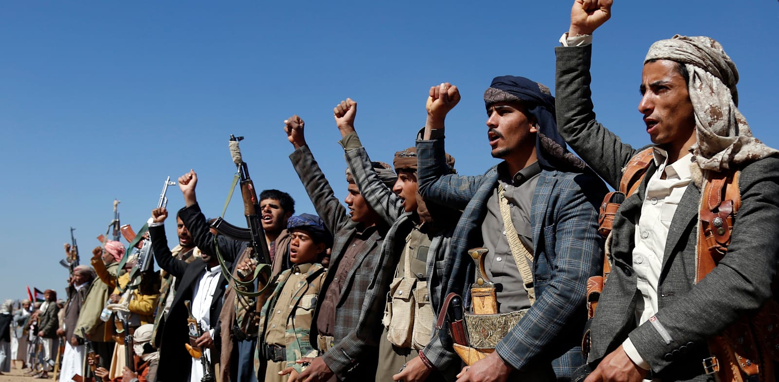 "לוחמים חות'ים / צילום: ap"