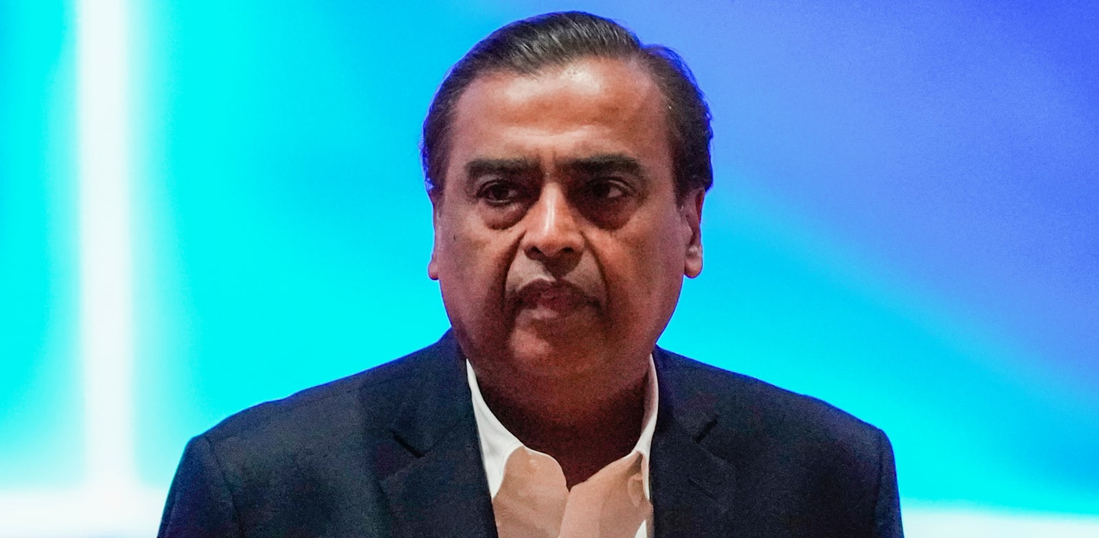 "מוקש אמבאני / צילום: ap, Ajit Solanki"