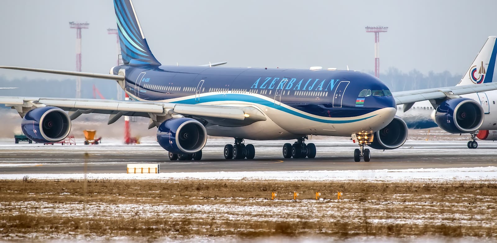 "אזרבייג'אן איירליינס / צילום: Shutterstock"