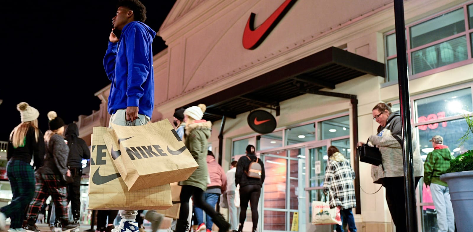 "סניף של נייקי / צילום: Reuters, JONATHAN CHERRY"