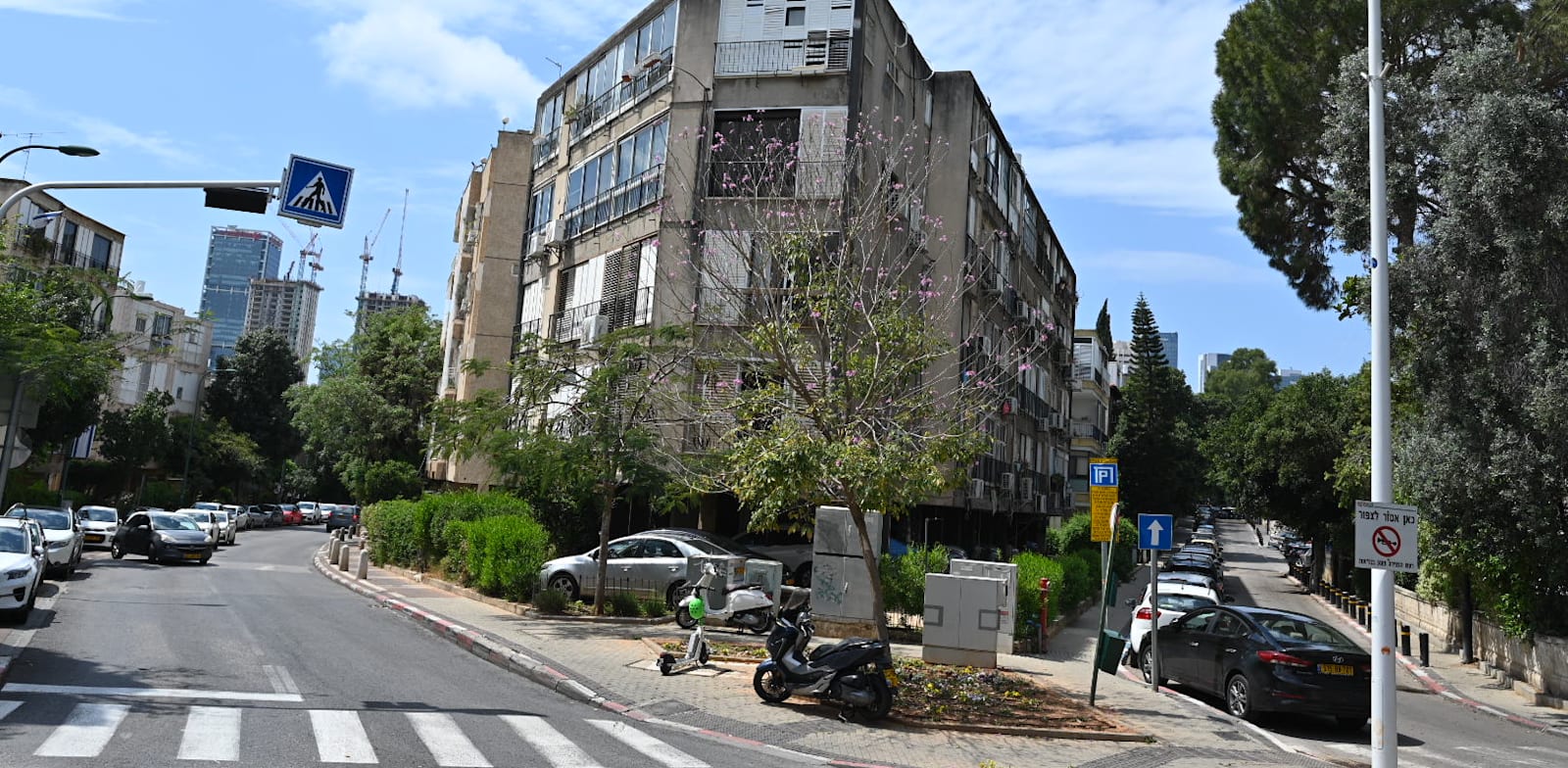 "מתחם העין בגבעתיים / צילום: תמר מצפי"