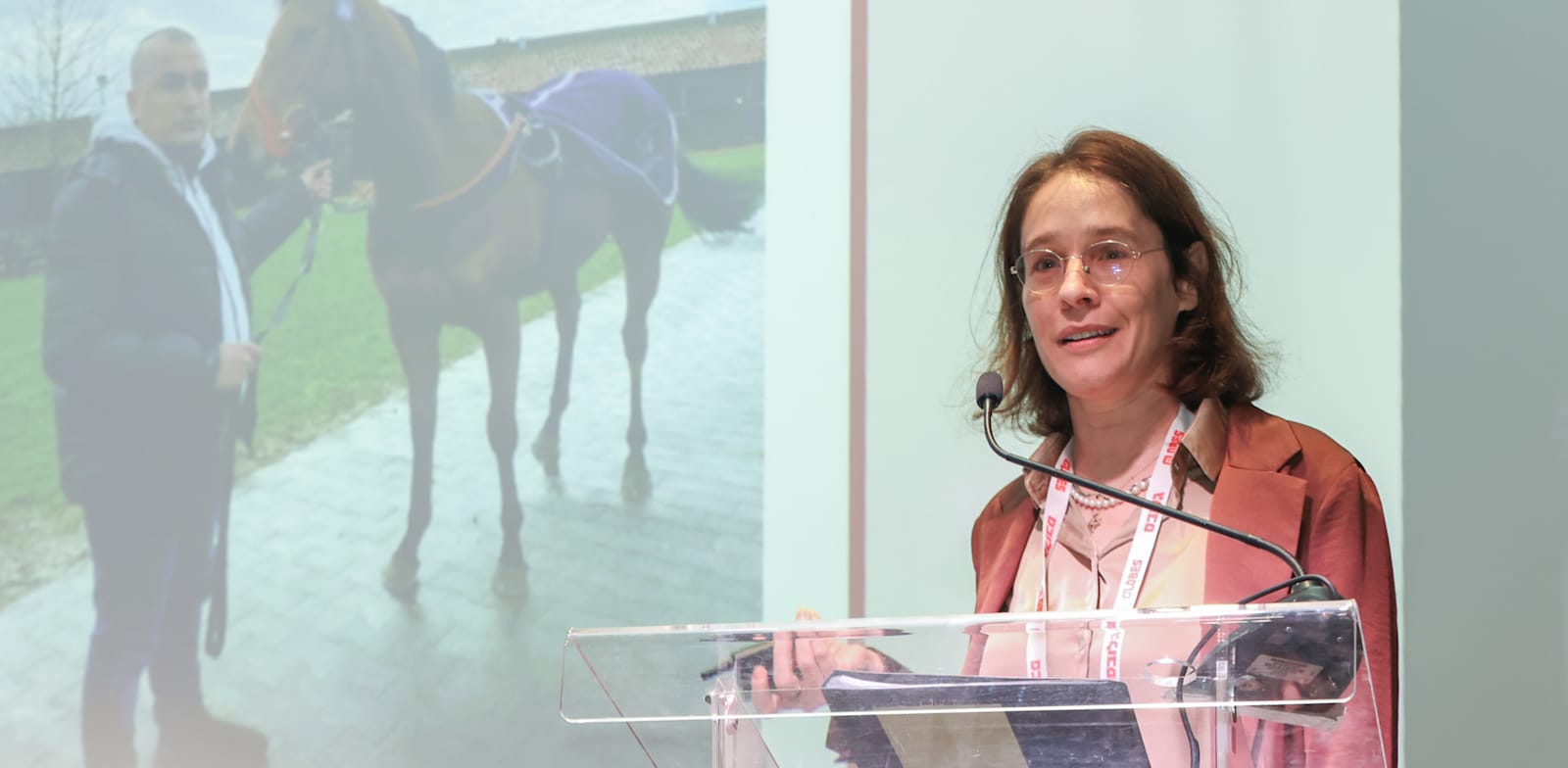 "אלונה בר און, מו''לית גלובס / צילום: כדיה לוי"