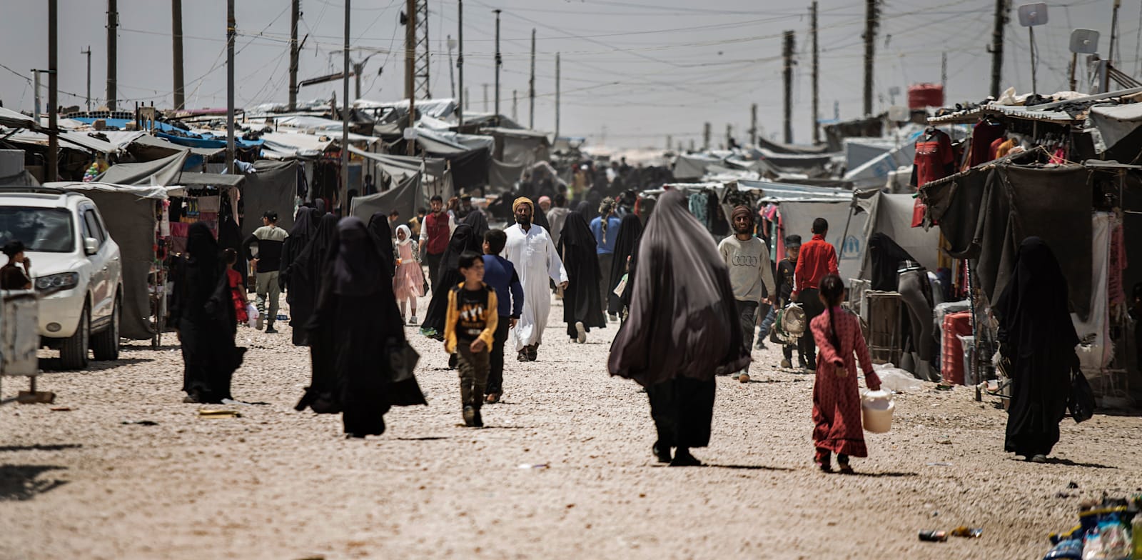 מחנה הפליטים אל־האול, שאליו פונו משפחות מאזורים שהיו בשליטת דאעש / צילום: ap, Baderkhan Ahmad)