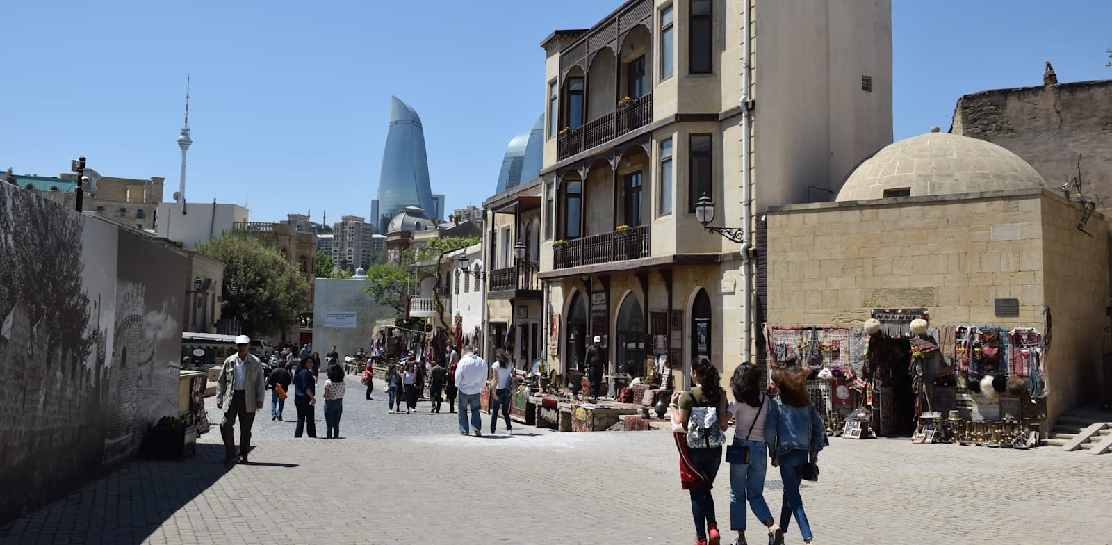 "באקו, אזרבייג'ן / צילום: Shutterstock, Vladimir Waldin"