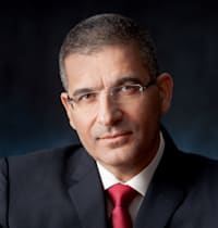 עו"ד יעקב אטרקצ’י, בעל השליטה ומנכ''ל אאורה / צילום: ראובן קפוצ'ינסקי עו"ד יעקב אטרקצ’י, בעל השליטה ומנכ''ל אאורה / צילום: ראובן קפוצ'ינסקי