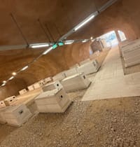 בית קברות תת קרקעי בירושלים / צילום: חברת קדישא ירןשלים. פרושים