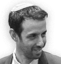 ח''כ אריאל קלנר, הליכוד. ''יומן הלילה'', גלי ישראל, 27.08.25 / צילום: נועם מושקוביץ', דוברות הכנסת
