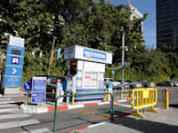 חניון של אחוזת החוף / צילום: תמר מצפי