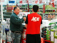 סניף של רשת אייס / צילום: איל יצהר