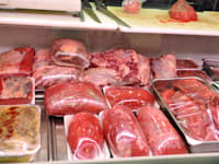 בשר בסופרמרקט / צילום: תמר מצפי