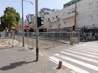 עבודות הרכבת הקלה בתל אביב לפני שנתיים. עסקים קטנים רבים שילמו מחיר / צילום: איל יצהר