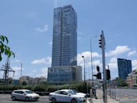 בנין ויתניה ברחוב לה גארדיה / צילום: איל יצהר