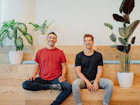 ערן זינמן ורעי מן, מנכ''לים משותפים, מאנדיי.קום / צילום: נתנאל טוביאס