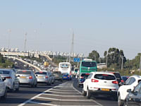 פקק על כביש 4 / צילום: גיא ליברמן