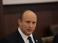 נפתלי בנט / צילום: אלכס קולומויסקי-ידיעות אחרונות