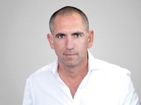 צחי ארבוב, יו''ר ומבעלי אקרו נדל''ן / צילום: אלכס פרגמנט