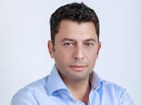 זיו יעקובי, מנכ''ל קבוצת אקרו נדל''ן / צילום: אלכס פרגמנט