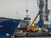 ספינות ממתינות בנמל חיפה / צילום: שלומי יוסף