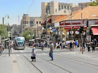 רחוב יפו בירושלים. לא גילתה לבעלי הנכס את זהות הרוכשים / צילום: Shutterstock