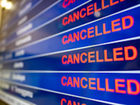 המלחמה בישראל הובילה לביטולי חברות התעופה הזרות / צילום: Shutterstock