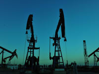 הפקת נפט / צילום: Shutterstock, QiuJu Song