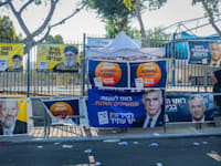 שלטי בחירות 2022 בישראל / צילום: דביר הלוי