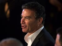 יוסי כהן, מוביל את פעילות סופטבנק בישראל / צילום: Associated Press, Heidi Levine