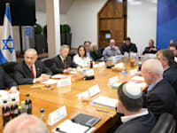ישיבת קבינט, ארכיון / צילום: עמוס בן גרשום, לע''מ