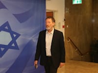 פרופ' אבי שמחון / צילום: עמית שאבי - ידיעות אחרונות