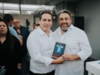 רפאל פרנקו, מנכ''ל ומייסד קוד בלו עם עו''ד עמית בכר, יו''ר לשכת עורכי הדין / צילום: ברק כהן