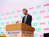 אורי לוין, מנכ''ל קבוצת דיסקונט, בכנס ESG / צילום: שלומי יוסף
