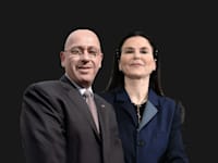 עופרה שטראוס, בעלת קבוצת שטראוס, גיל אגמון, מבעלי דלק מוטורס / צילומים: איל יצהר