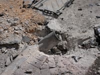 פגיעת רקטה באשקלון / צילום: Associated Press, Ohad Zwigenberg