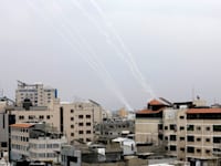 שיגור רקטות מעזה לישראל / צילום: Reuters, Saleh Salem