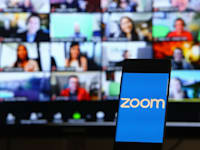תוכנת zoom. ''בקורונה מערכת החינוך החליפה את הכיתה הפיזית בלי לשנות דבר'' / צילום: Shutterstock