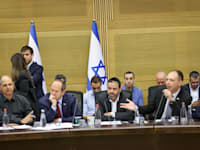 דיון על מתווה הסיוע והפיצויים בעקבות המלחמה בוועדת הכספים, היום / צילום: נועם מושקוביץ', דוברות הכנסת