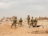 חיילי צה''ל בעזה / צילום: Reuters, IDF