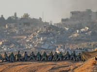 חיילי צה''ל בדרום עזה / צילום: ap, Ohad Zwigenberg