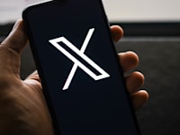 אפליקציית X / צילום: Shutterstock