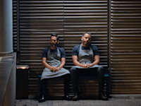 גל תורן (מימין) וגורי אלפי ב״הטבח״ / צילום: באדיבות YES