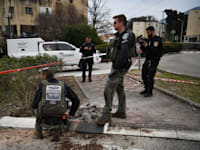 זירת נפילת טיל בקריית שמונה, השבוע / צילום: ap, Gil Eliyahu