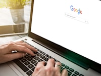 חיפוש בגוגל / צילום: Shutterstock