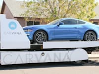 חברת המסחר ברכב Carvana זינקה כבר מעל 60% השנה / צילום: Reuters, Alexandra Buxbaum/Sipa USA