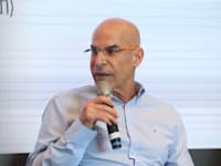 משה (שיקו) זאנה, מנכ''ל רכבת ישראל, בכנס התשתיות של גלובס / צילום: שלומי יוסף