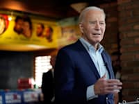 הנשיא ביידן נושא השבוע דברים במסעדה בפניקס, אריזונה / צילום: ap, Jacquelyn Martin