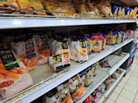 מוצרי מאסטר שף המיובאים על-ידי שסטוביץ על מדפי הסופר / צילום: טלי בוגדנובסקי