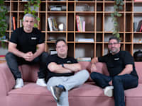 מייסדי טורק. מימין: אלדד לבני (CINO), לאוניד בלקינד (CTO) והמנכ''ל עופר  סמדרי / צילום: גיא חמוי